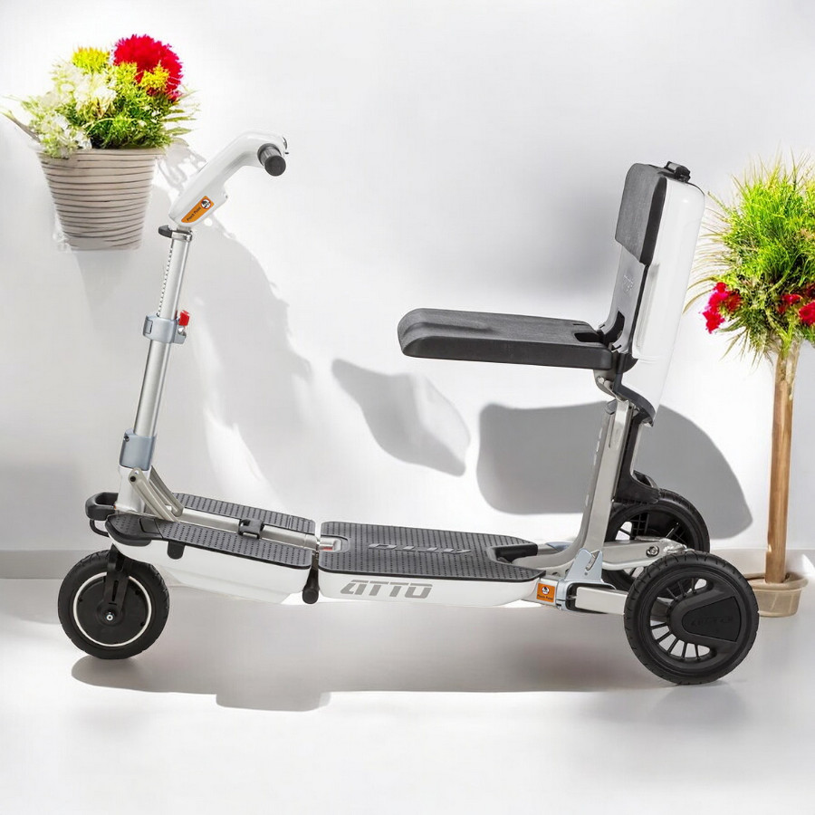 ATTO%20Mobility%20Katlanabilir%20Scooter%20(Teşhir%20Ürün)